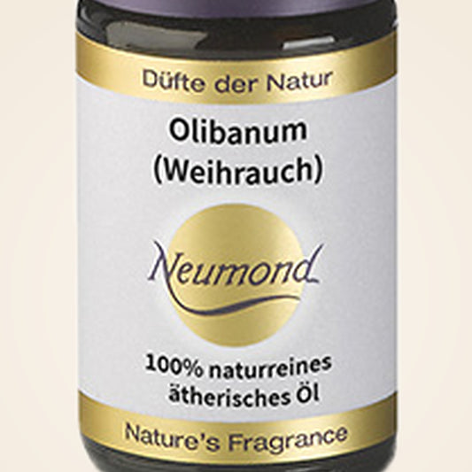 Olibanum Weihrauchöl von Neumond – Nahaufnahme des Etiketts