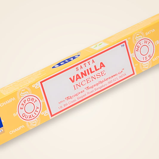 Satya Vanille Räucherstäbchen – Packung in der Nahansicht