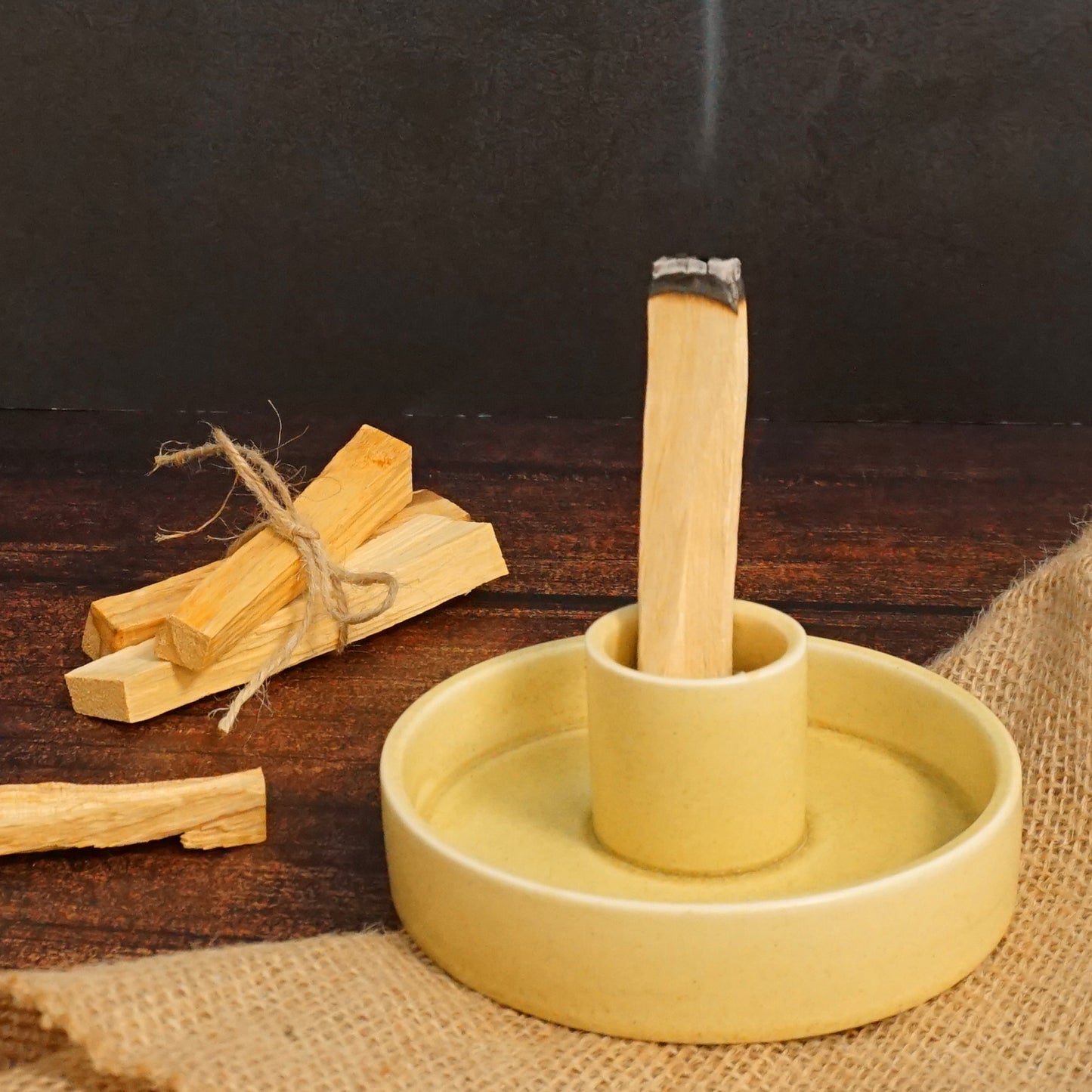 Palo Santo Set – Räucherholz & Halter MADEIRA (yellow) aus Keramik – Perfekt für Rituale, Meditation & entspannte Räuchermomente