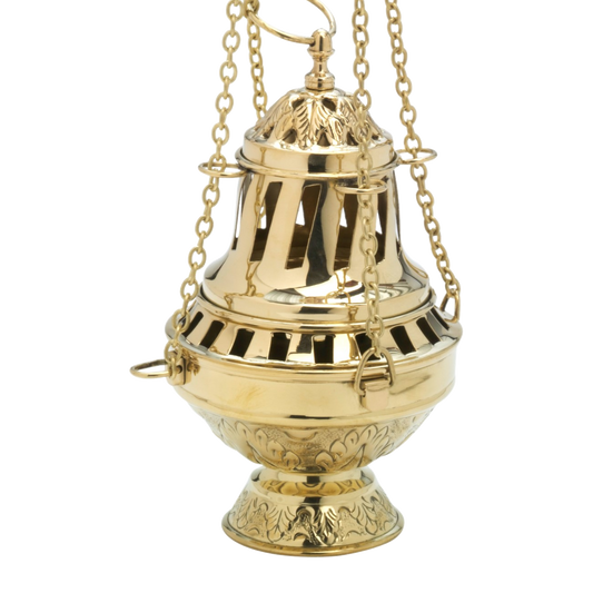 Weihrauchfass Santiago H24 aus Messing – Nahaufnahme von Deckel und Rauchöffnungen
