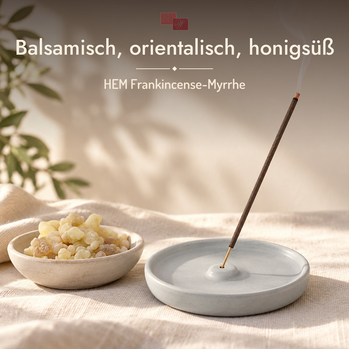 HEM Frankincense-Myrrhe Räucherstäbchen – glimmendes Räucherstäbchen im Halter mit Weihrauchharz, Duft: balsamisch, orientalisch, honigsüß