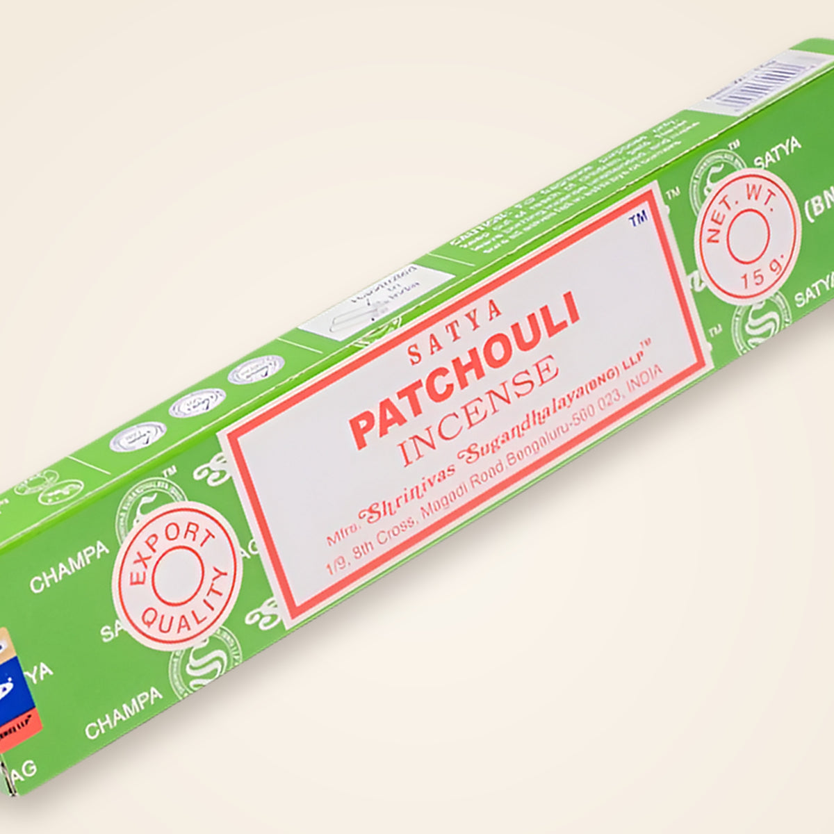 Satya Patchouli Räucherstäbchen – Packung in der Nahansicht